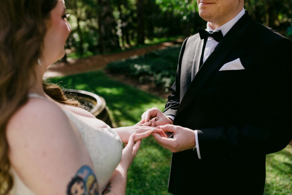Exhchanging ring at wedding ceremony